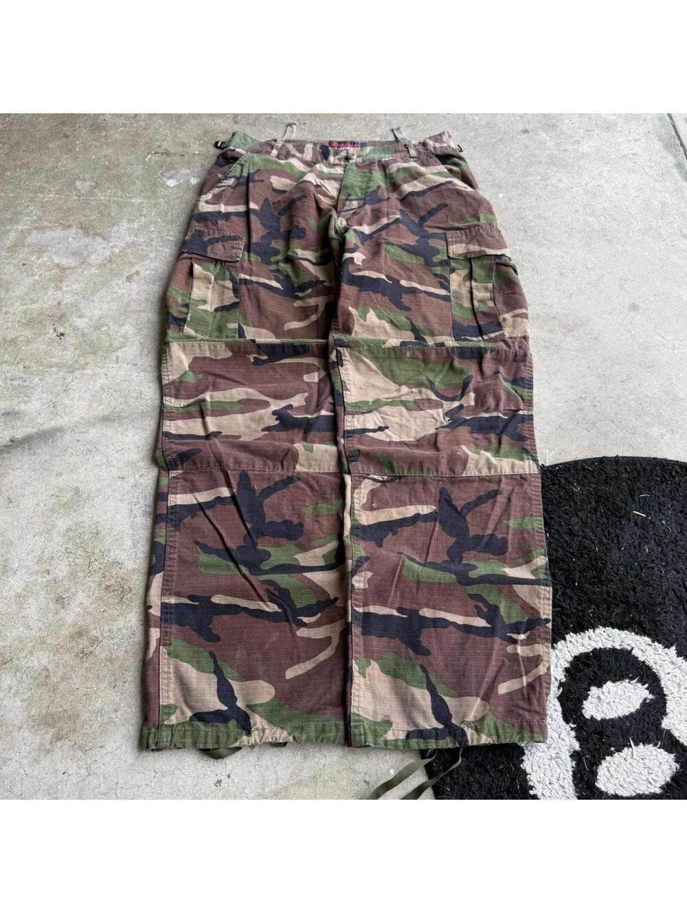 Y2K Vintage Baggy Camo Army Pants